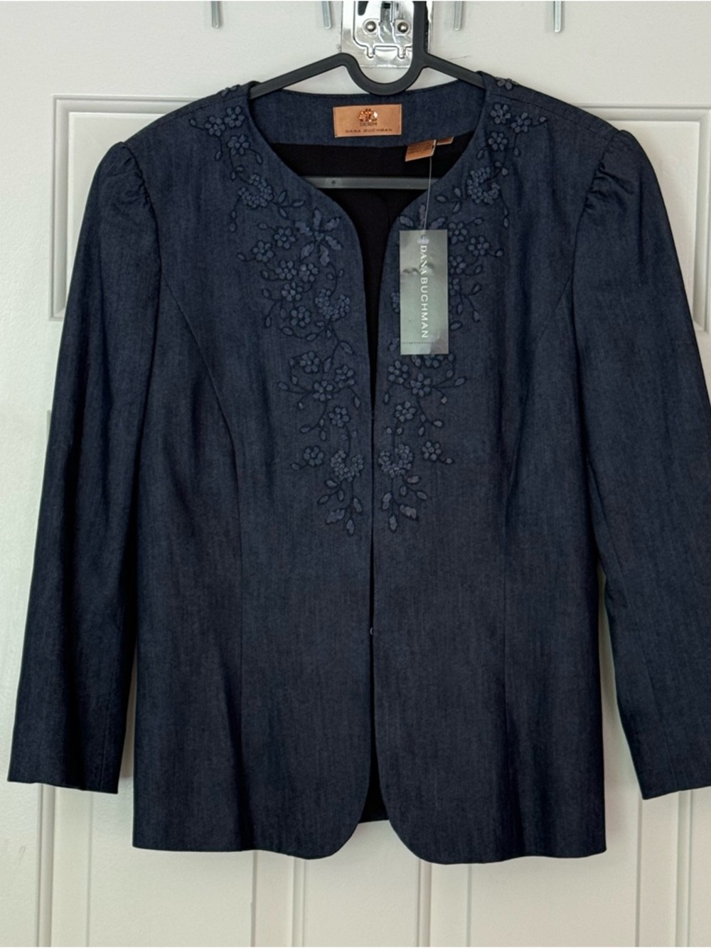 Dana Buchman Embroidered Collarless Blazer